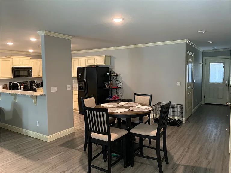 1349 N Corsica Dr — Photo 10