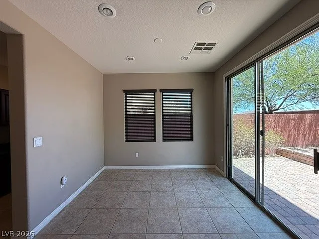 10319 Trillium Dr — Photo 8