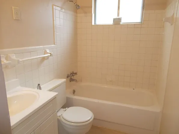 3149 Easton Blvd, Des Moines, IA 50317