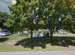 79 Washington Ave, Mastic Beach, NY 11951