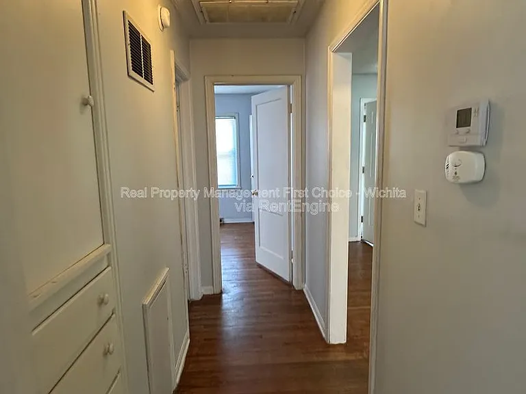 2448 E Aloma St — Photo 6