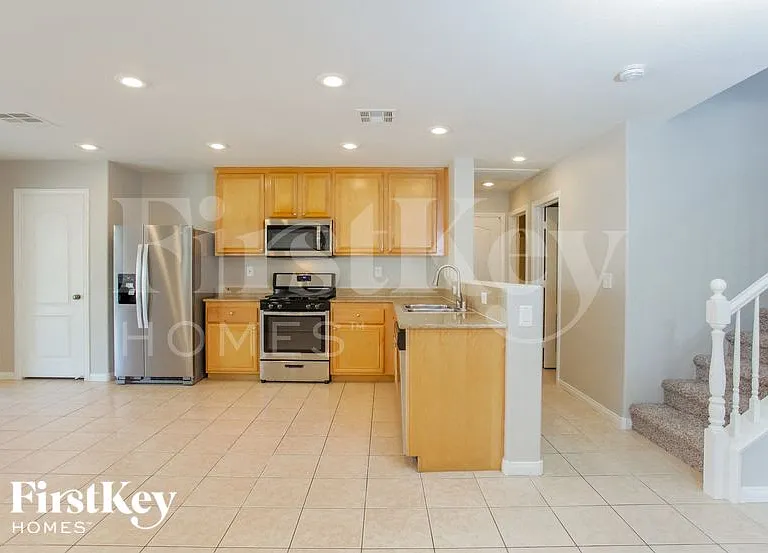 8332 Blazing Sky Ct — Photo 20