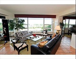 3rd image of 3180 N Lake Shore Dr APT 5H