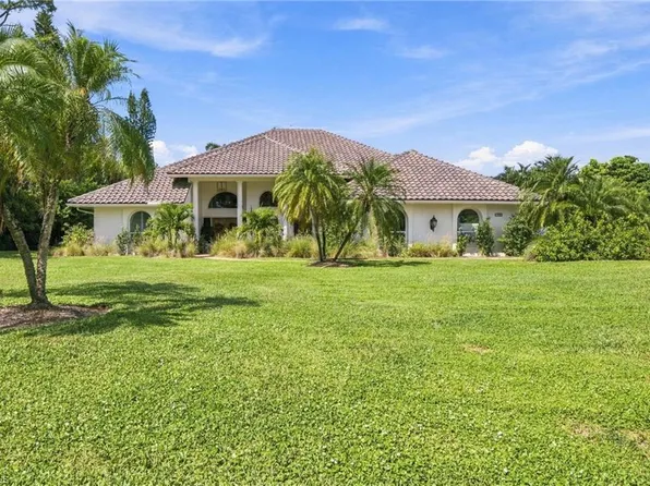 1936 Empress CT, NAPLES, FL 34110