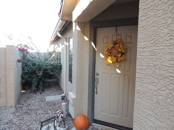 3rd image of 42466 W Hillman Dr
