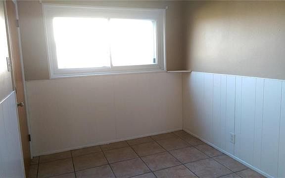 5th image of 7821 Atherstone Dr