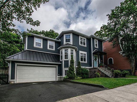 3rd image of 21 Topsail Road