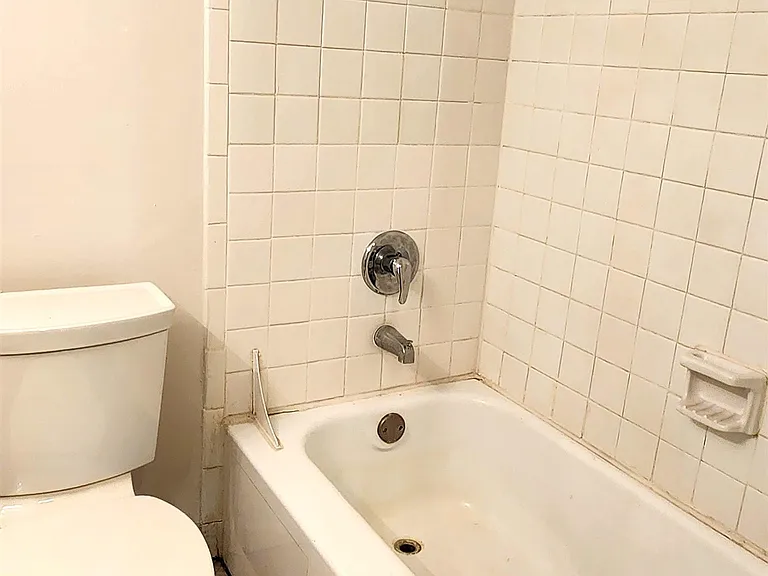 6680 Whispering Oak Pl #6 — Photo 15
