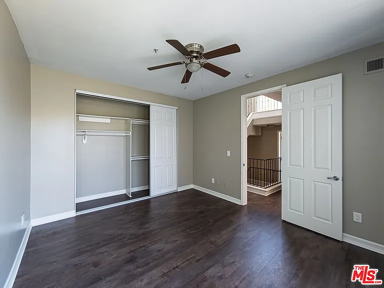 5237 Willowcrest Ave #105 — Photo 20