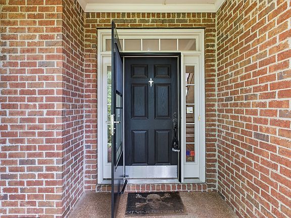 4th image of 4131 Lealand Ln