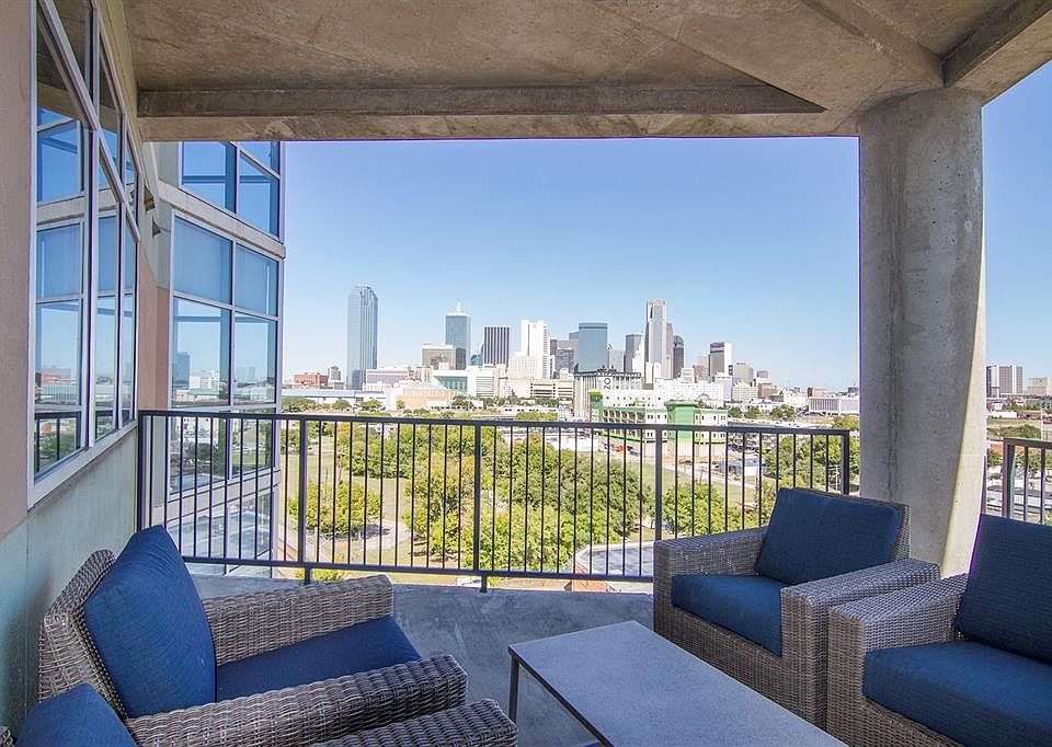 1st image of 1001 Belleview St #701