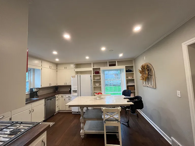 260 Bel Air Dr NE — Photo 5