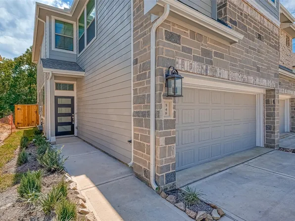 548 Long Leaf Pne, Montgomery, TX 77316