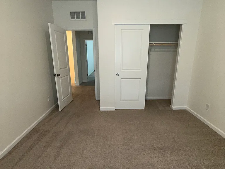 12142 Alamosa Dr — Photo 10