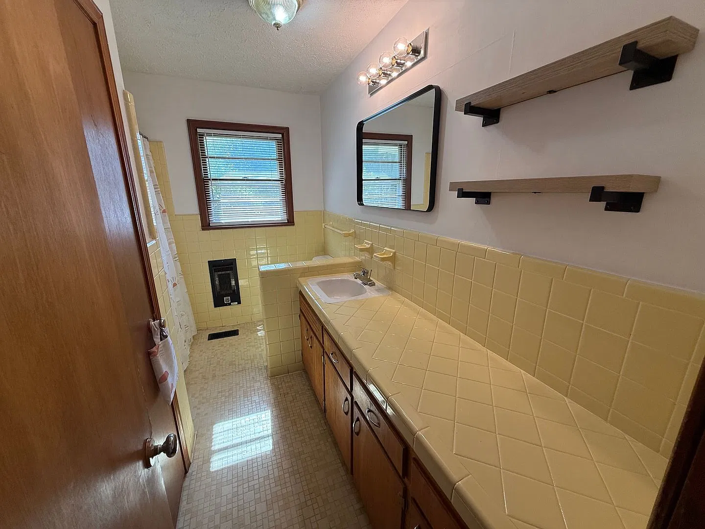 Guntersville, AL Home for Rent! — Photo 4