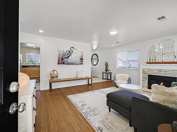 4th image of 2343 Galway Rd