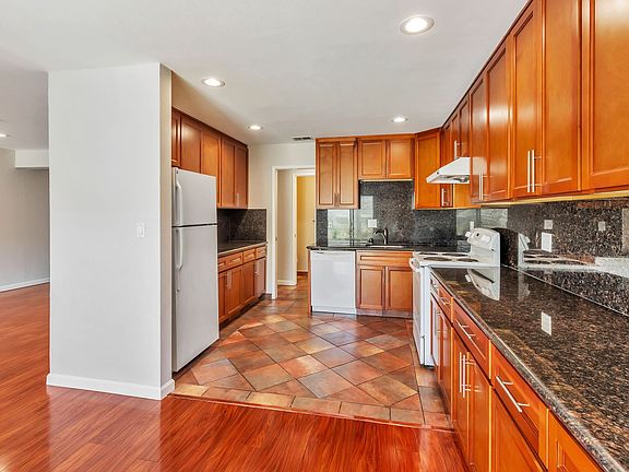 5th image of 1341 Casa Ct