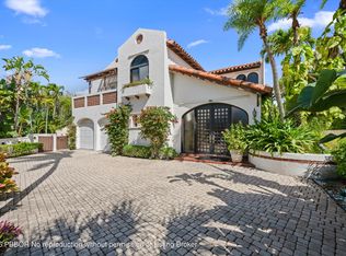 23 Sloans Curve Dr, Palm Beach, FL 33480