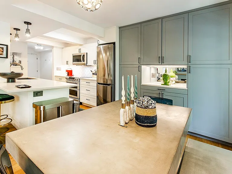 1355 Harwood St #205 — Photo 9