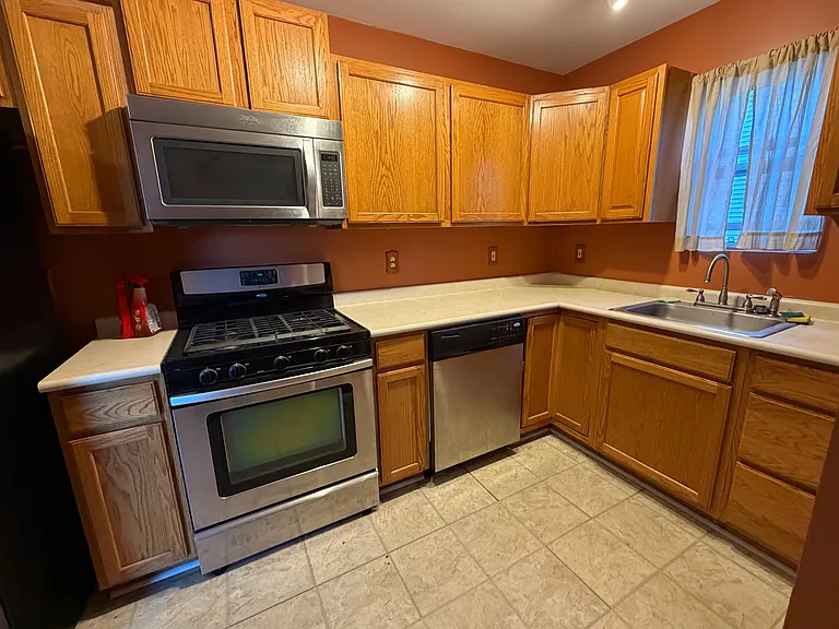 6 Madigan Ave #B — Photo 3
