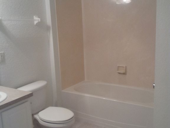 4th image of 6402 Cava Alta Dr Unit 209