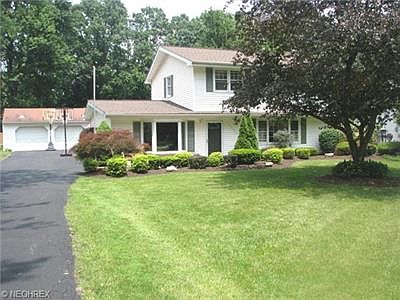 1st image of 36340 Hedgerow Park Dr