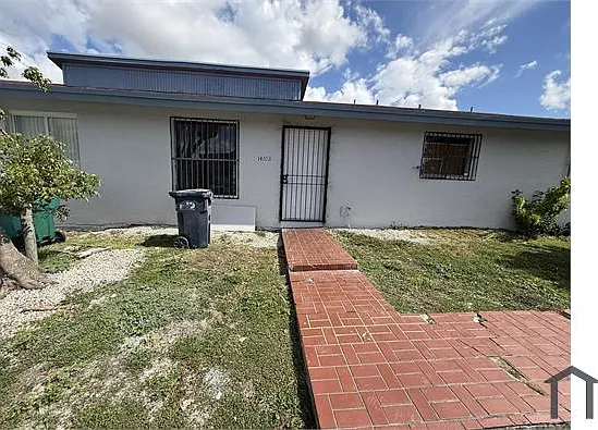 14103 SW 282nd St — Photo 2