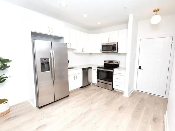 1702 Light St #302, Baltimore, MD 21230
