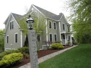 15 Woodridge Ln, Exeter, NH 03833