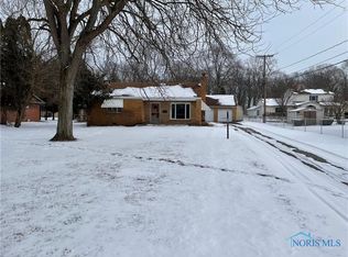 2261 Green Valley Dr, Toledo, OH