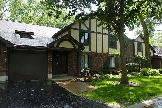 1st image of 8125 Willow Dr #50A