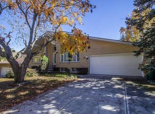 6755 Parkgate Oval, Seven Hills, OH 44131