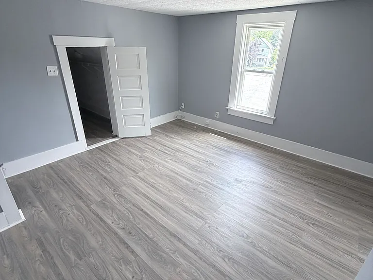 2301 East Ave — Photo 13