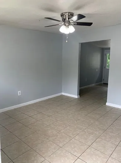 1011 Hackberry St #A — Photo 3