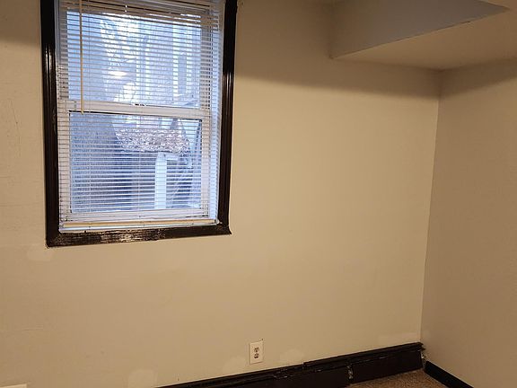 2nd image of 760 E 224th St Floor 2