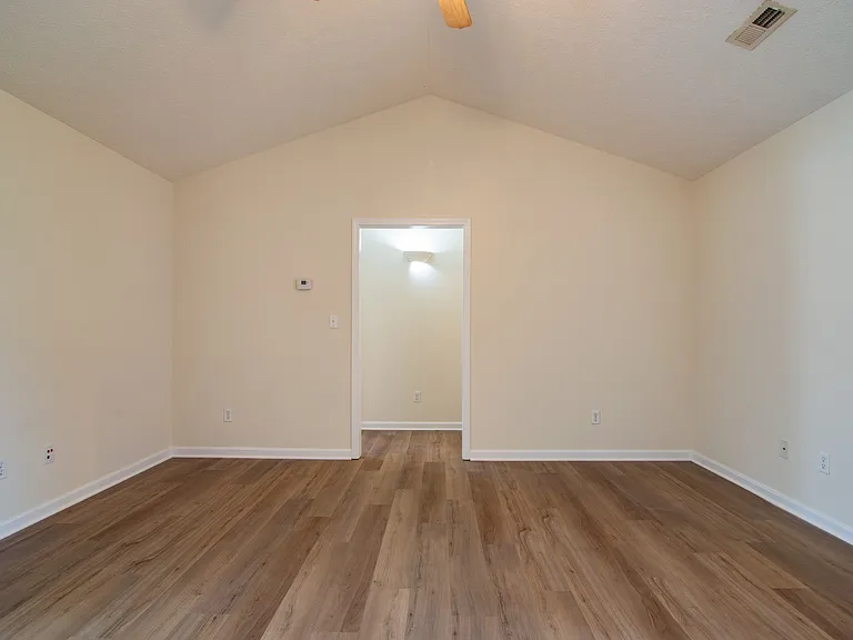 Applewood Ln — Photo 9
