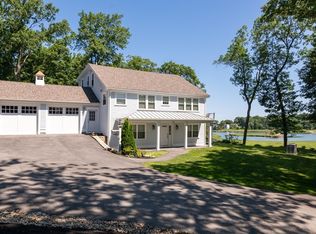 52 Elmore Rd, Hingham, MA 02043