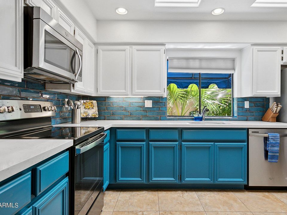 1st image of 1105 E TAPATIO Drive