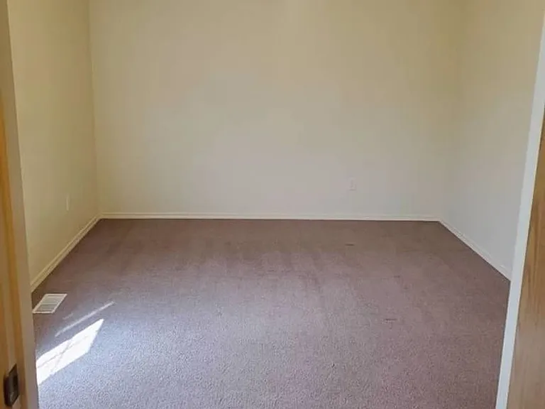 527 Caribou Dr — Photo 9