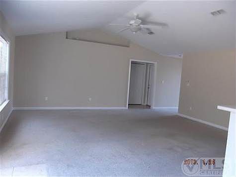 5th image of 415 Sand Pine Dr