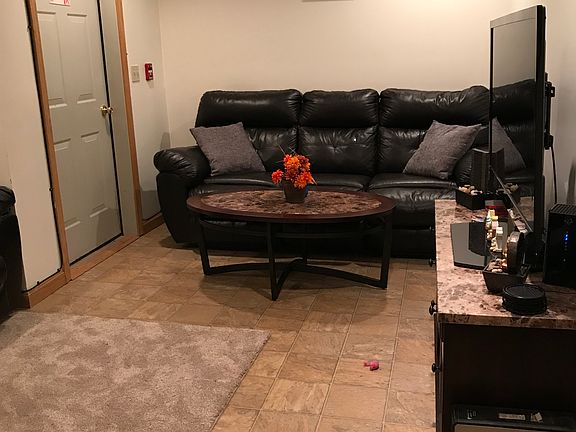 3rd image of 1078 Laconia Rd #4