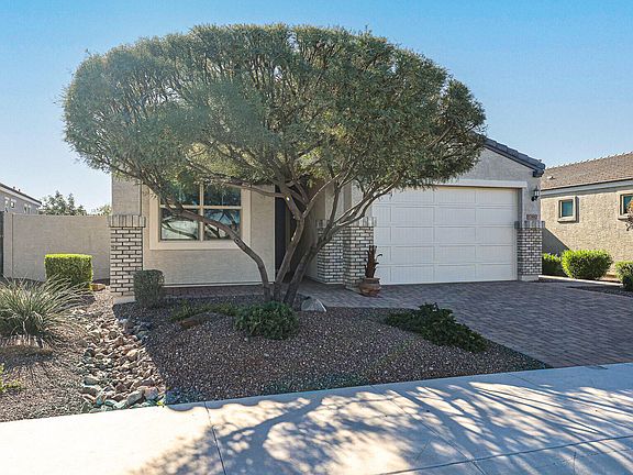 2nd image of 17887 W HIDDENVIEW Drive