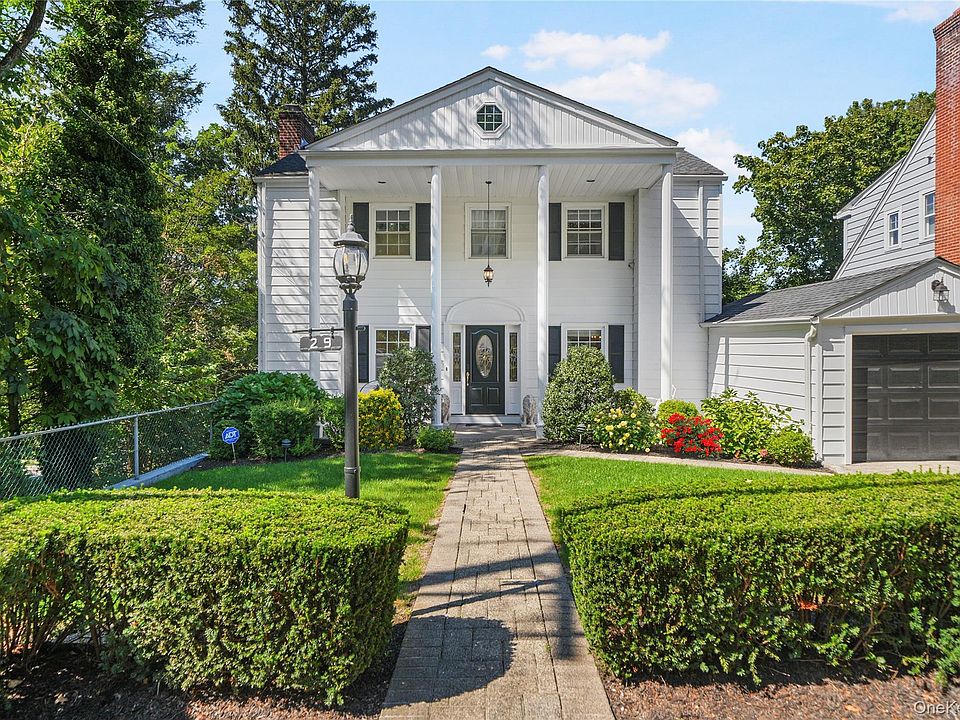 1st image of 29 Chatfield Road