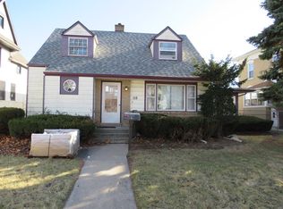 115 E North St APT 1, Morris, IL 60450