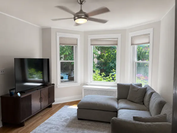 4838 N Claremont Ave #2, Chicago, IL 60625