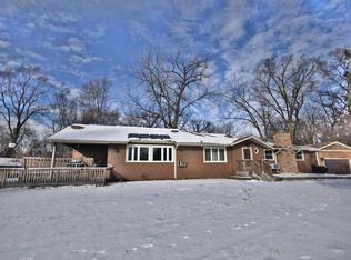 S434 River Glen Rd, West chicago, IL 60185