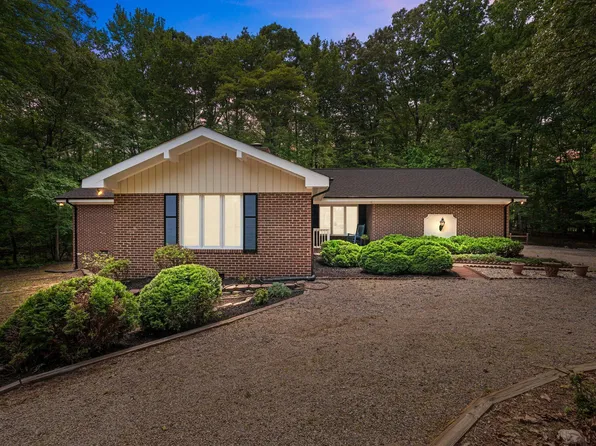 1134 Deerfoot Trl, Sanford, NC 27332