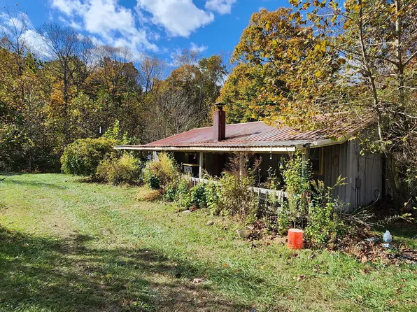 9821 Hi Ridge Trl, Spencer, IN 47460
