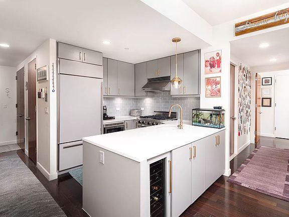 3rd image of 261 W 28th St APT 5A