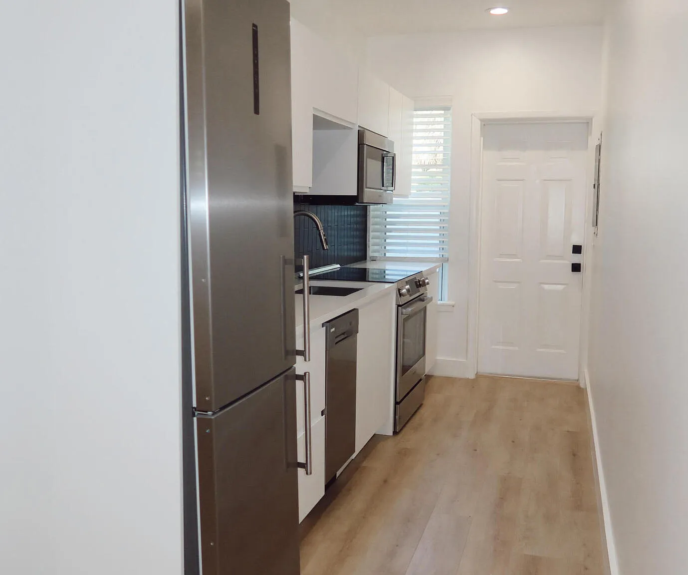 1 bed, 1.0 bath, 600 sqft, $2,200 — Photo 4